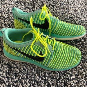 Nike Roshe Run Flyknit Volt Shoes.